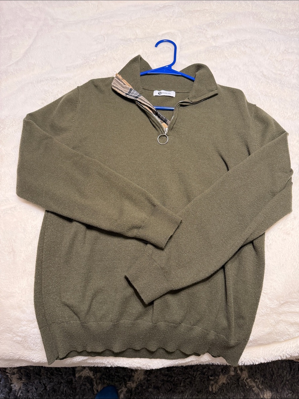 Men's Olive Quarter-Zip Sweater with Ring-Pull Zip